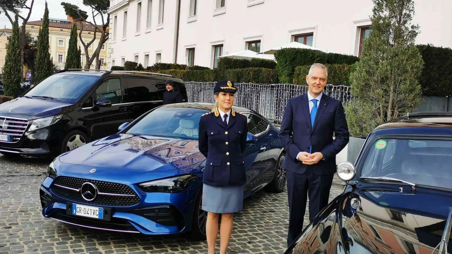 Centomila furti d'auto all'anno ma rubare una Mercedes ora è più difficile