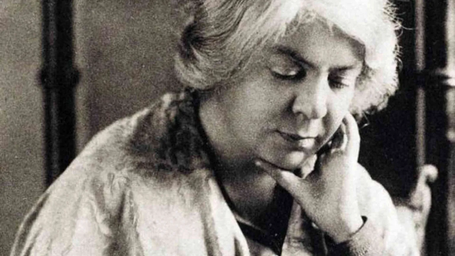 Con Grazia Deledda per riscoprire il ruolo delle donne in letteratura