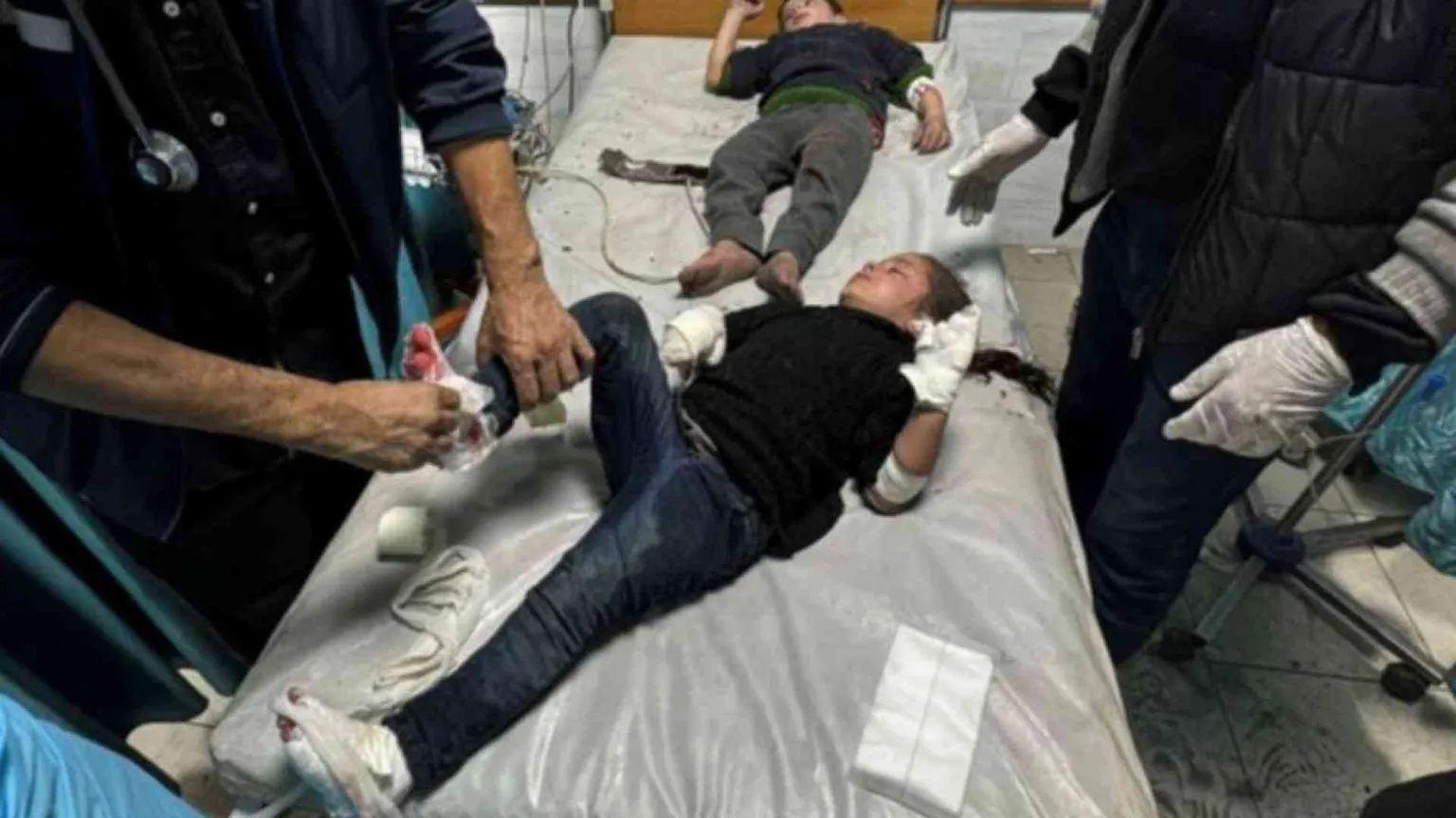 Un raid mirato uccide l'ultimo chirurgo ortopedico di Gaza