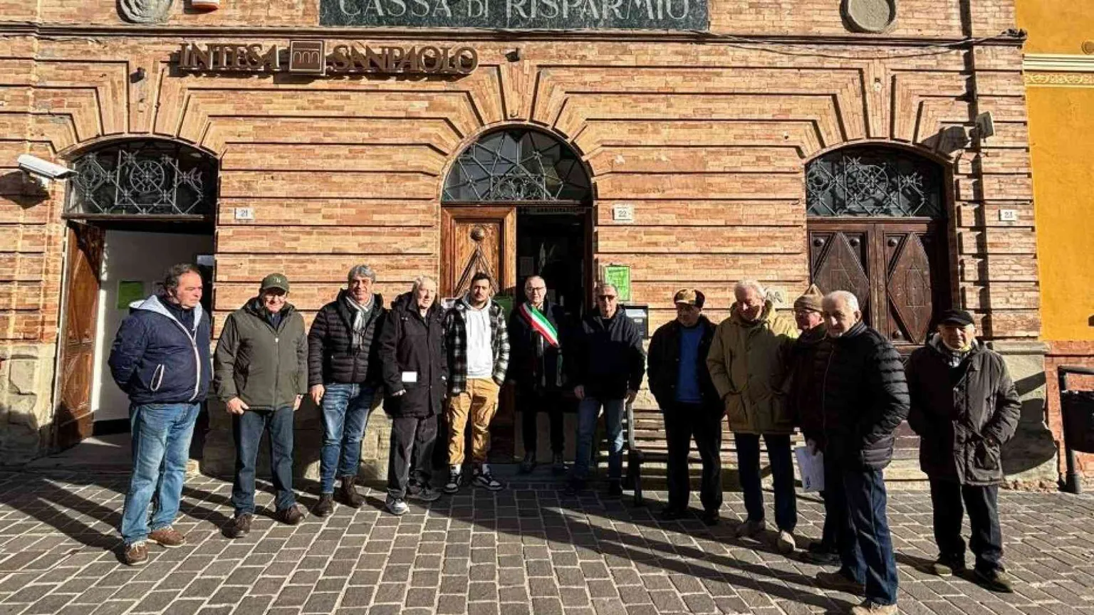 Sant’Agata Feltria senza più banca e il sindaco guida la protesta