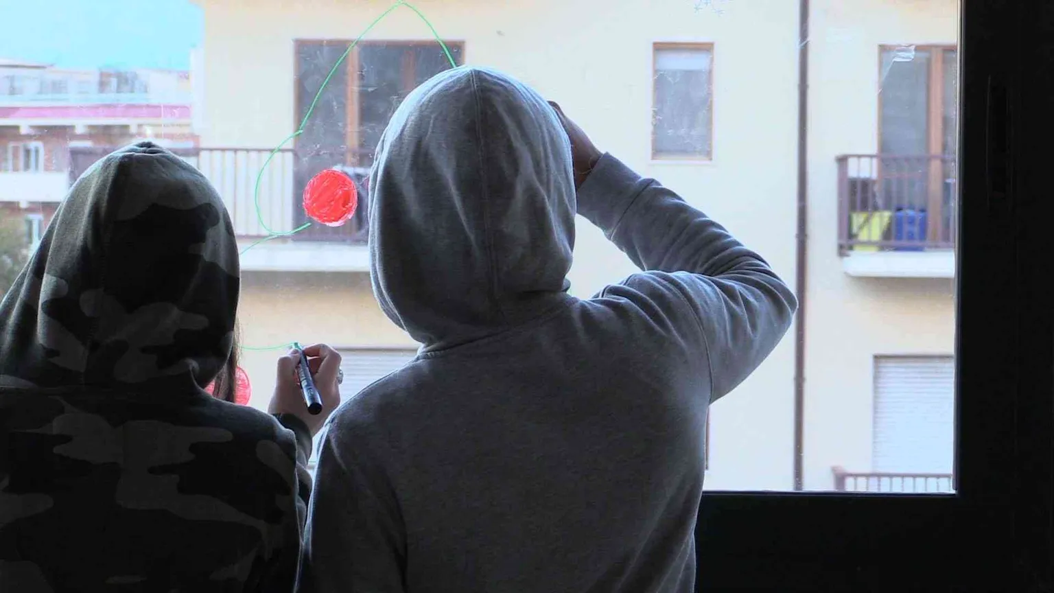 Invisibili o scomparsi? Cosa (non) dicono i numeri dei ragazzi “fantasma”