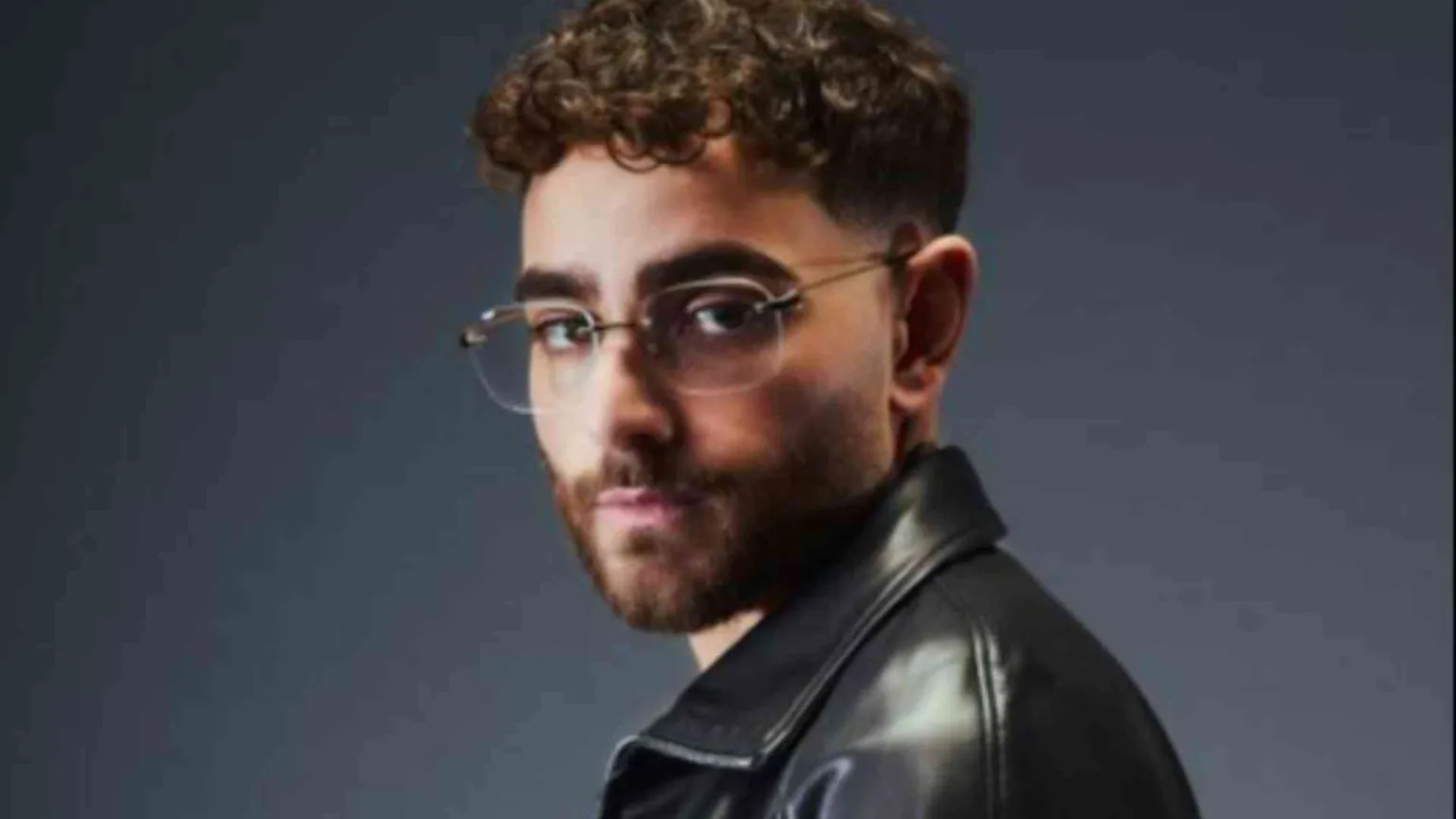 Rocco Hunt: «Torno all'Ariston col rap impegnato»