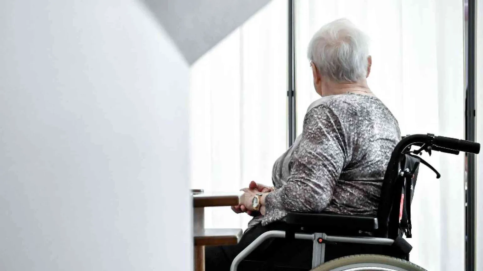 Intossicati in Rsa, si indaga per omicidio colposo