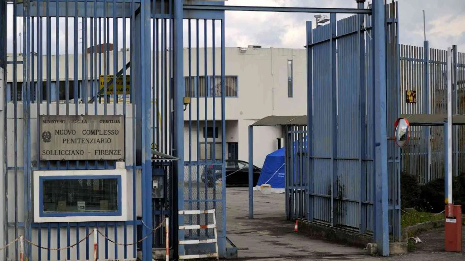 Due suicidi in carcere. Il garante: «Manca la prospettiva di reinserimento»