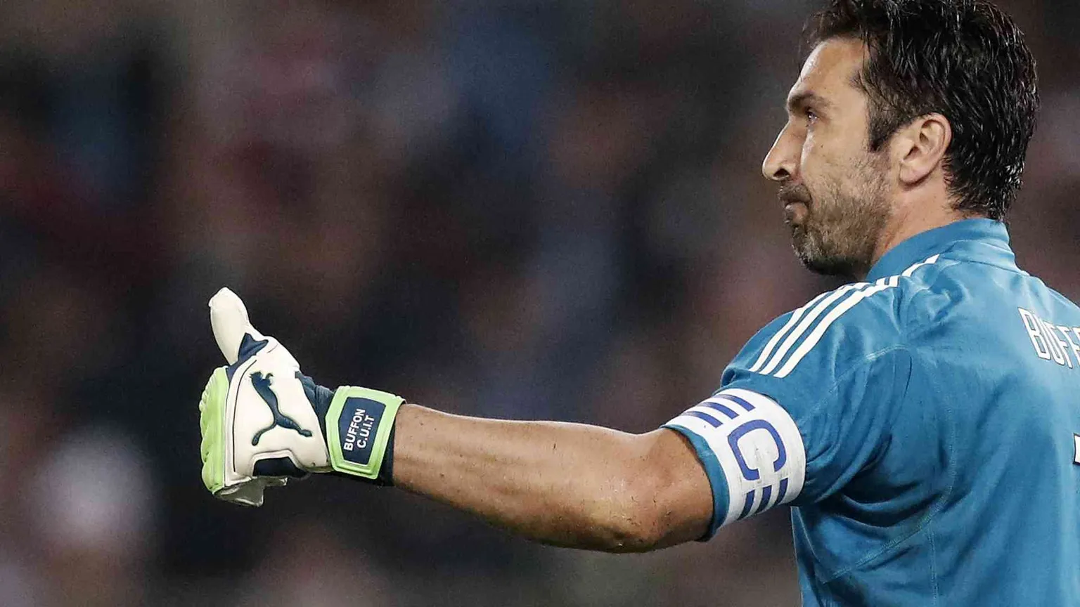 Buffon: «Successi e cadute: per questo il calcio è una scuola di vita»