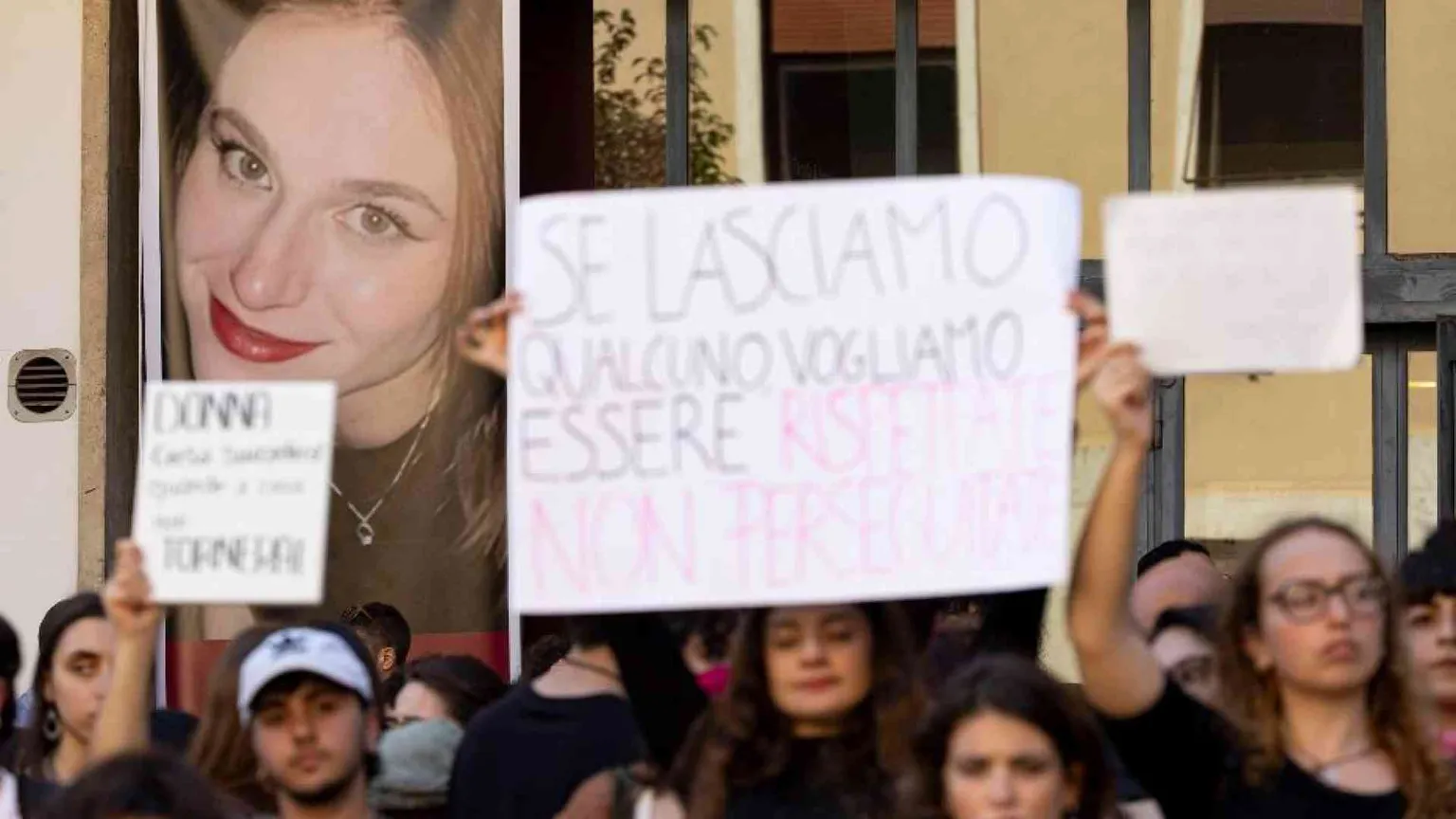 Ilaria uccisa e chiusa in un sacco. Per Sara oggi è prevista l'autopsia