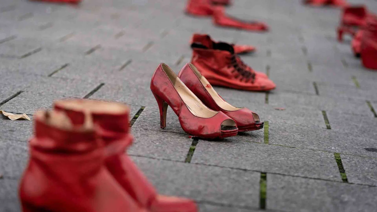 In mostra i dieci anni di "Women for women against violence"