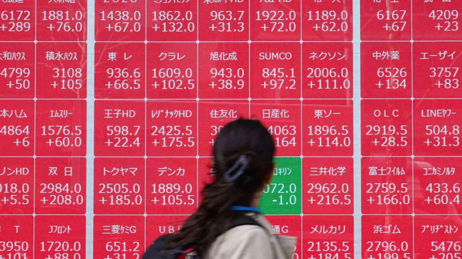 Segnali di reazione dalle Borse europee, risale Tokyo