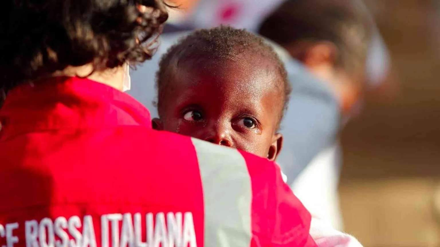 In 10 anni sulla rotta di mare verso l'Italia sono morti 3.500 bambini
