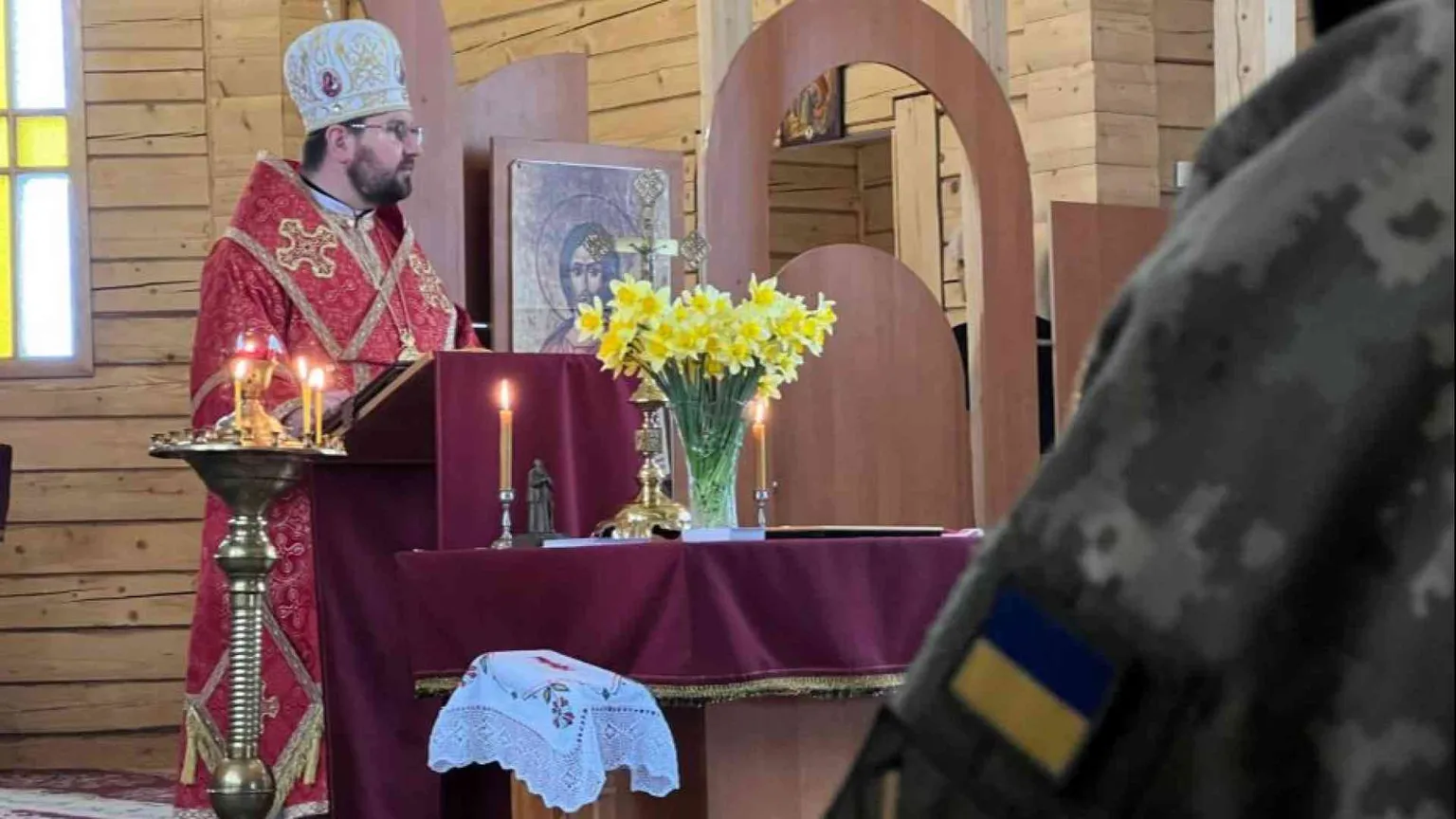 «Io, vescovo, che non posso celebrare Pasqua nella mia diocesi occupata»