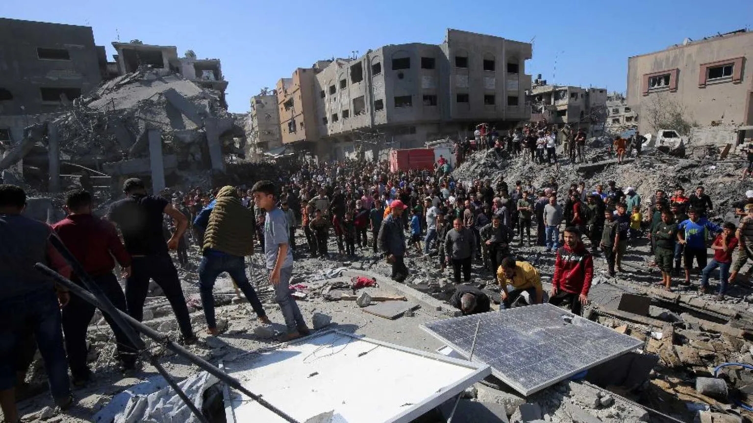 Raid su Gaza, 29 morti. Israele si prepara a rafforzare l'offensiva