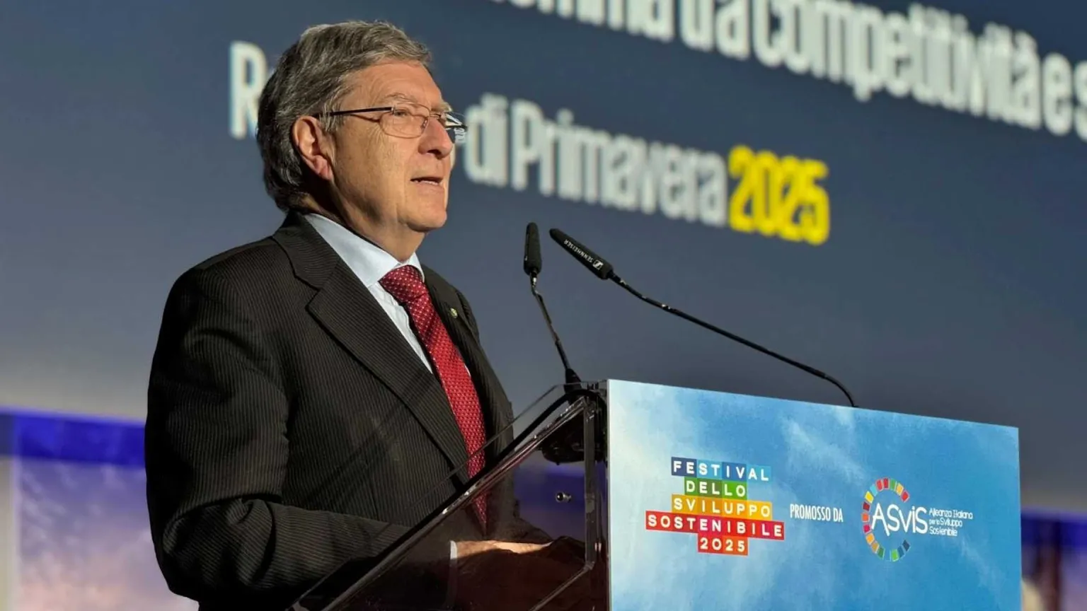 ASviS: investire in green e digitale farebbe salire il Pil dell'1,1% al 2035
