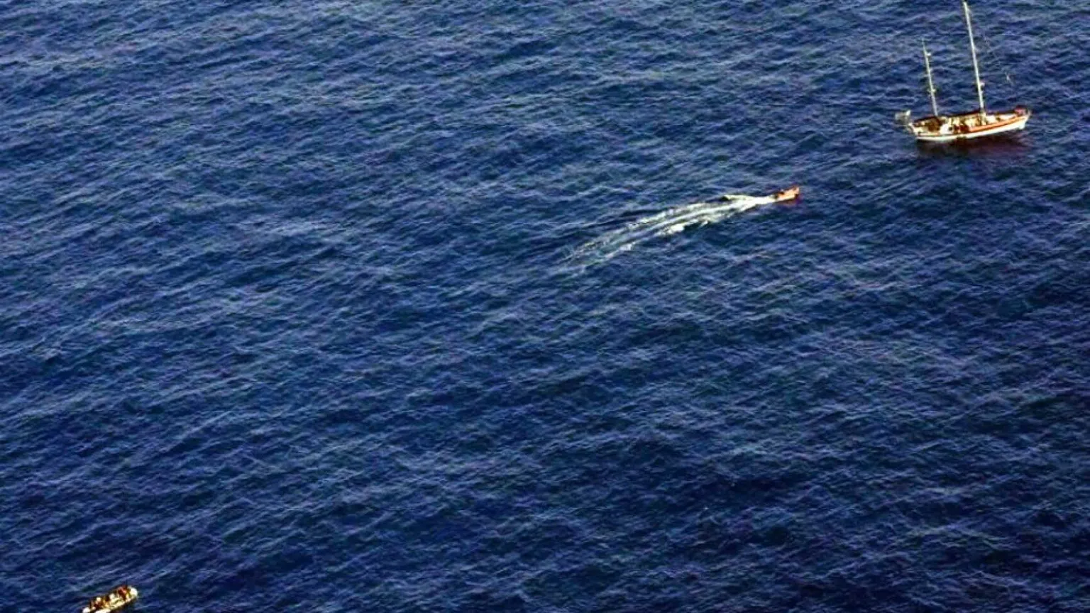 Quei due bambini morti sul barcone che qualcuno considera "invasori"