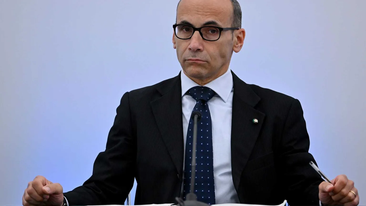 L'allarme dell'Anac: troppi appalti diretti e troppi conflitti di interessi