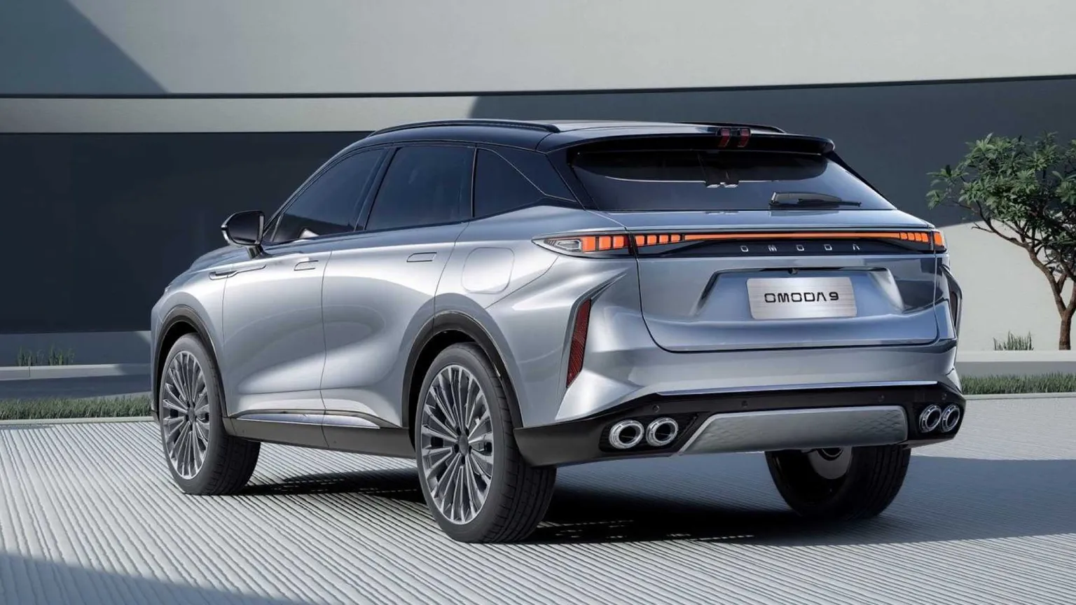 Un motore benzina più tre elettrici: Omoda 9 stupisce con il Super Hybrid