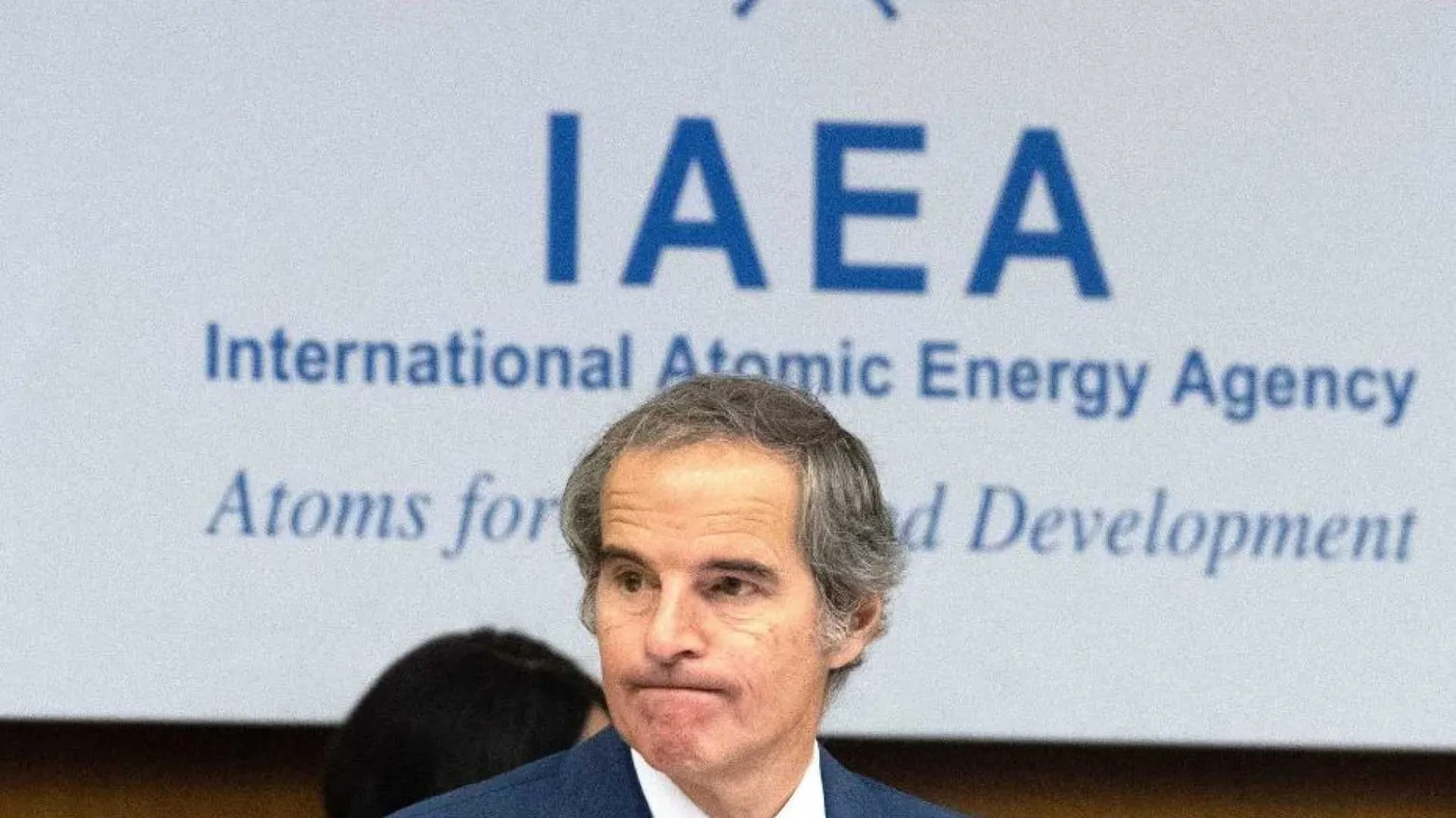 Bufera sull'Aiea, l'Iran accusa: «Grossi è partner di Israele»
