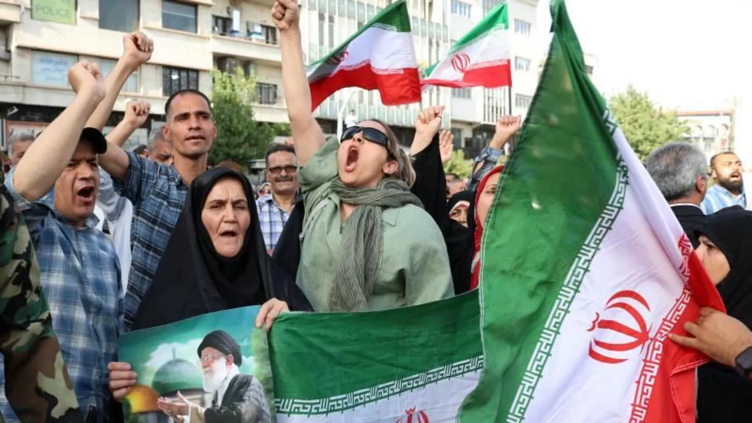 Visto da Teheran: incetta di olio e zucchero, prezzi del pane alle stelle