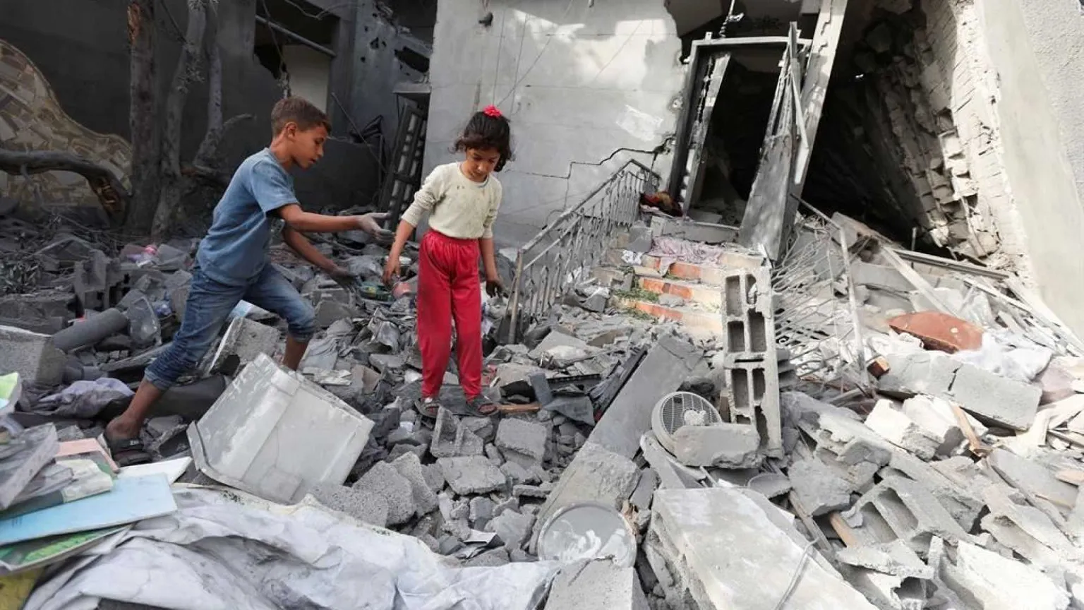 «Noi, a Gaza senza acqua e carburante. E anche le incubatrici sono spente»