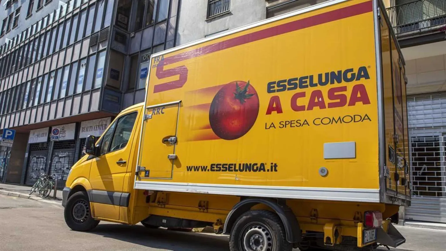Nuovo sciopero dei driver Esselunga: il nodo dell'indennità di consegna