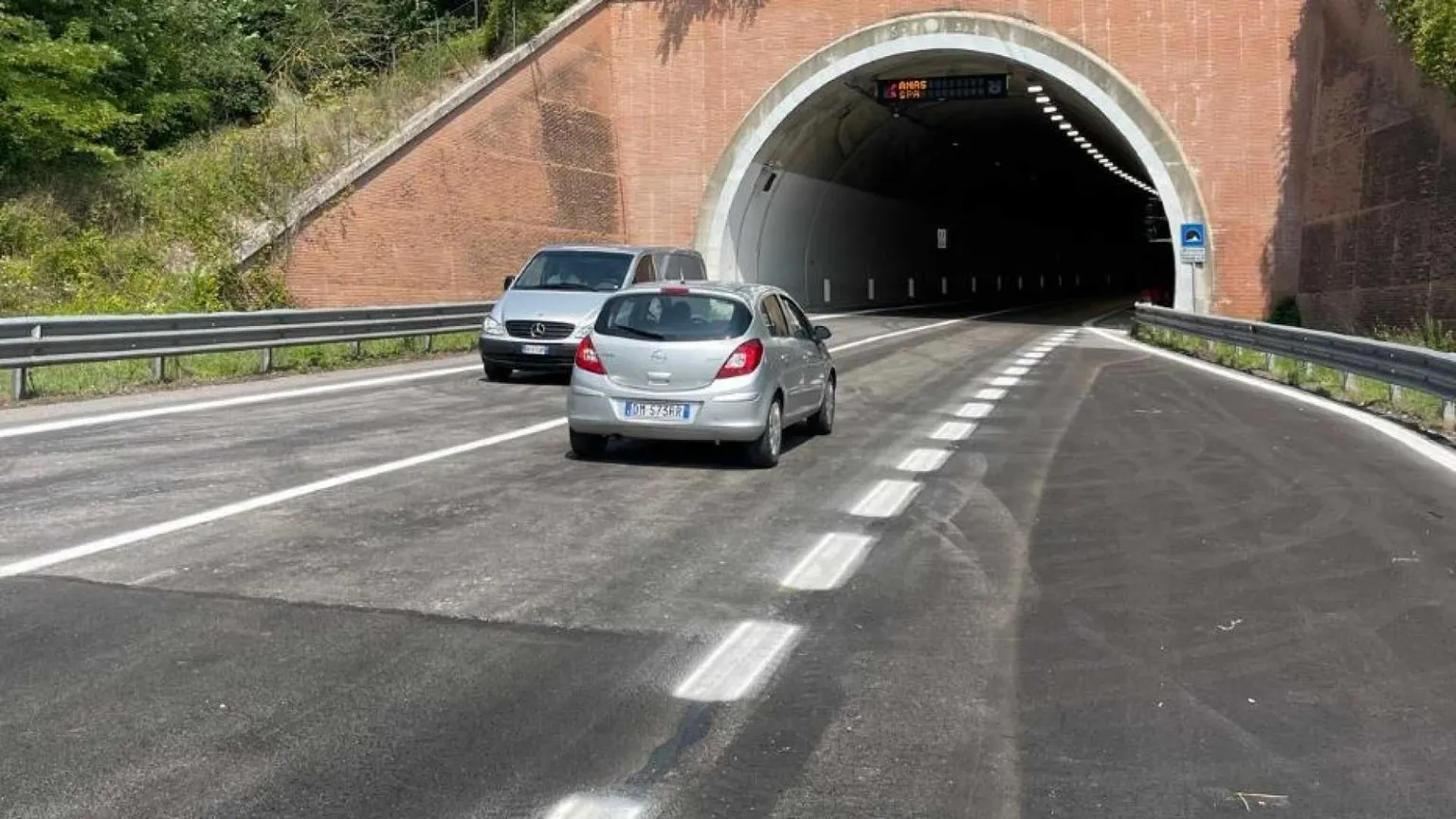 Anziani e auto: limitare la guida o tutelare la libertà di movimenti?