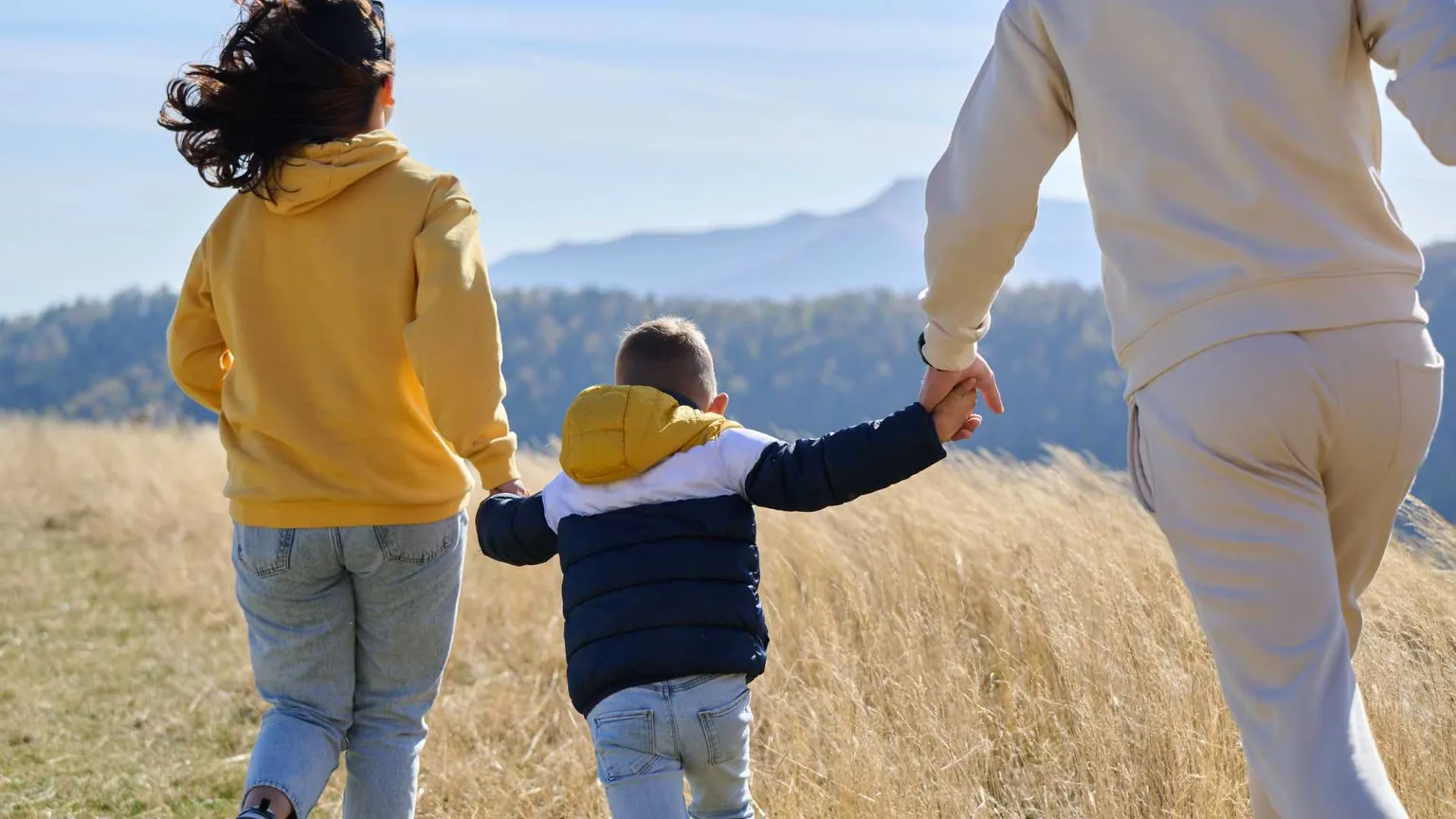 Che cos'è la felicità? La promessa di chi sa aspettare (e ricerca)