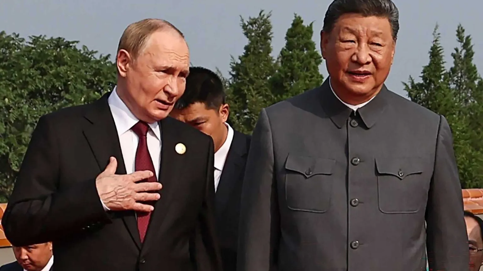 Xi, Putin e quel dialogo sulla vita fino a 150 anni: ecco la vera ingordigia