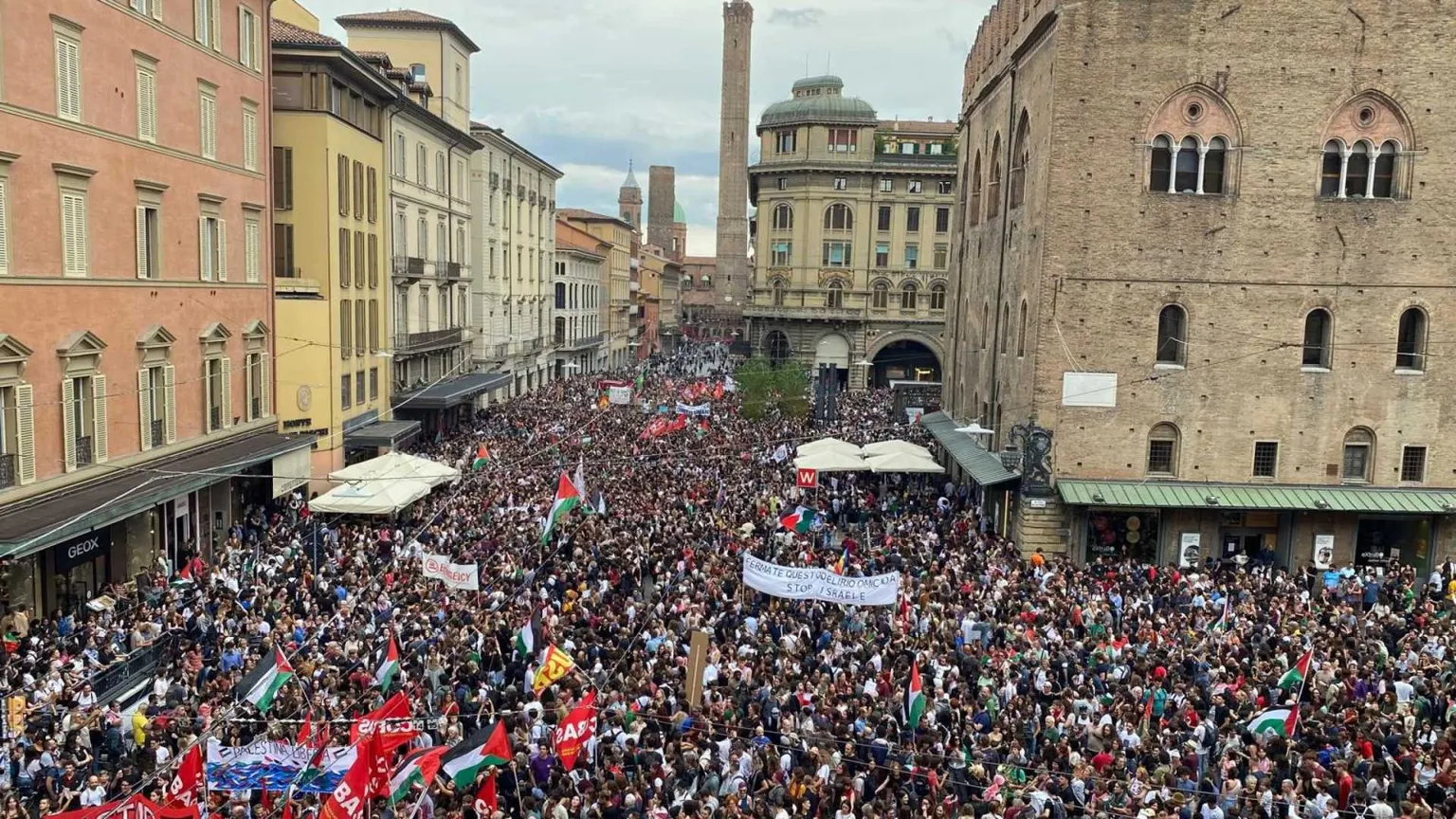 Gli italiani sono sempre più insofferenti verso la comunicazione politica