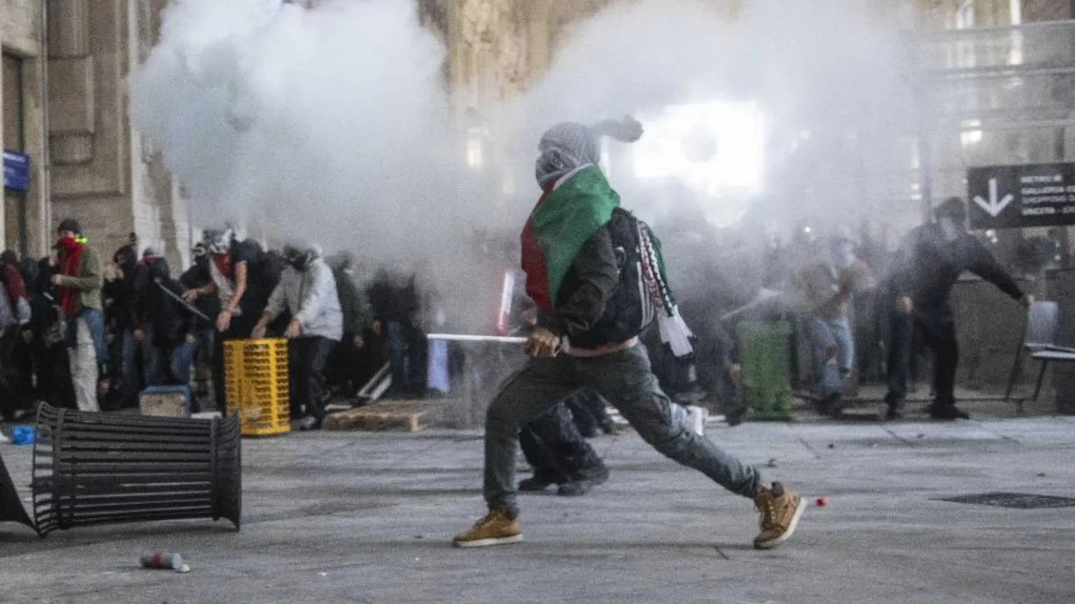 Dialogo con un ragazzo in piazza per Gaza e il no allo scontro. Fermiamoci