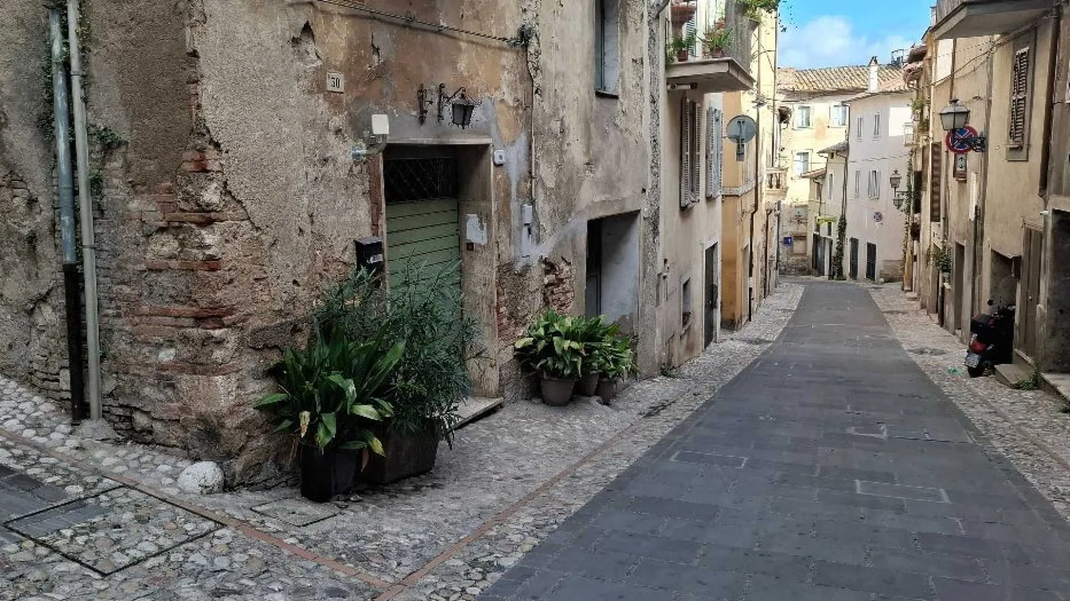 Viaggio a Collescipoli. Dove ha chiuso l'ultima bottega