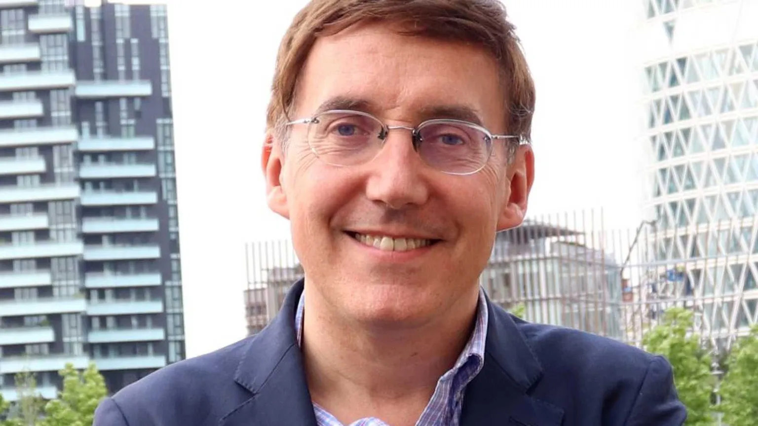 «Democrazia in pericolo. L’Europa deve scegliere tra beni comuni e armi»