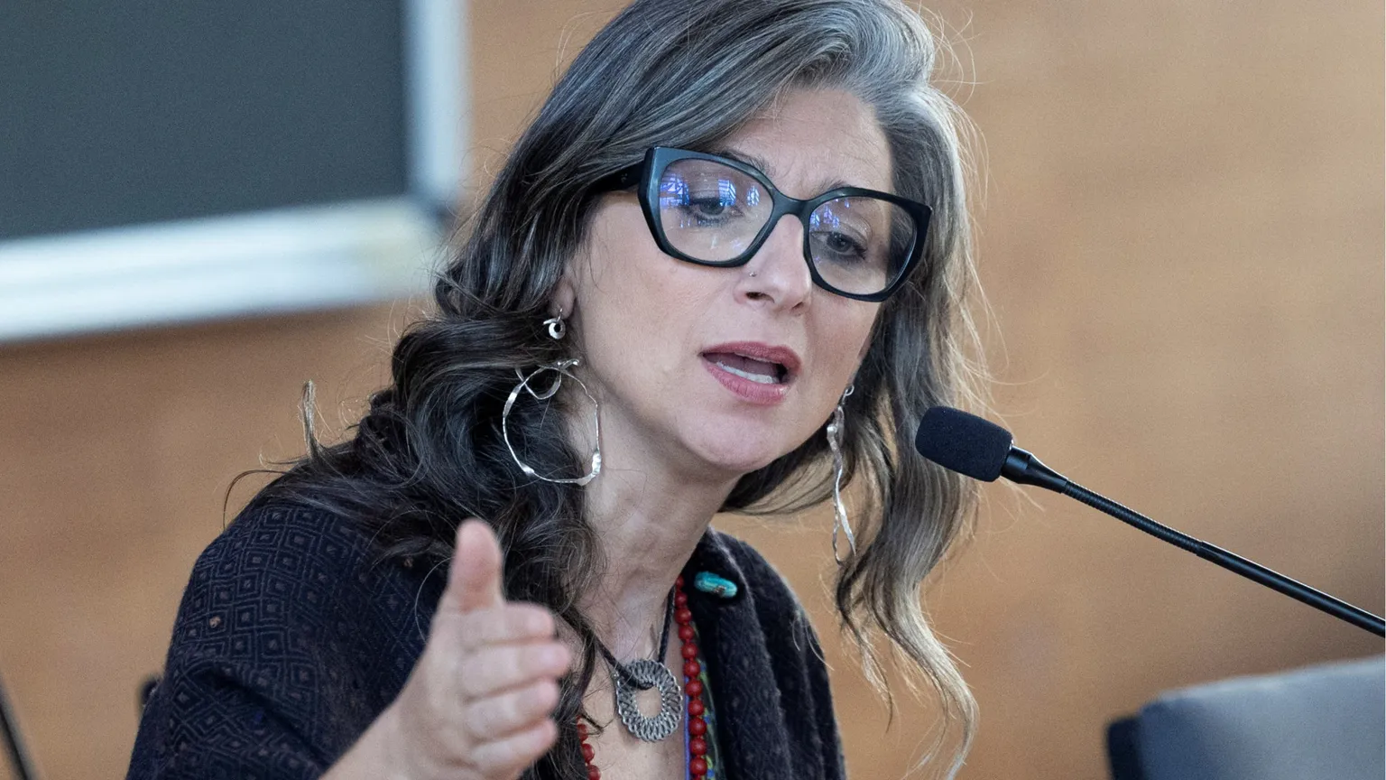 Bologna, polemiche per la cittadinanza onoraria ad Albanese
