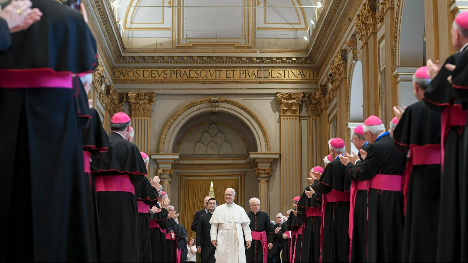 Annuncio, catechesi, laici, digitale:
l'agenda comune di Leone XIV e della Chiesa italiana