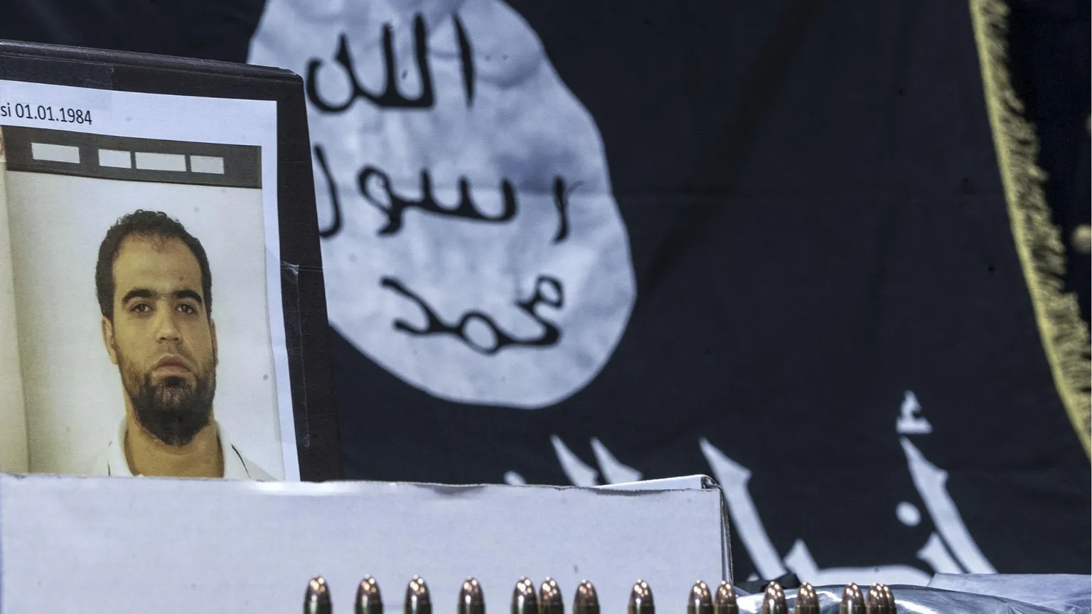 Che fine ha fatto l'Isis 10 anni dopo il Bataclan? Ha solo cambiato faccia