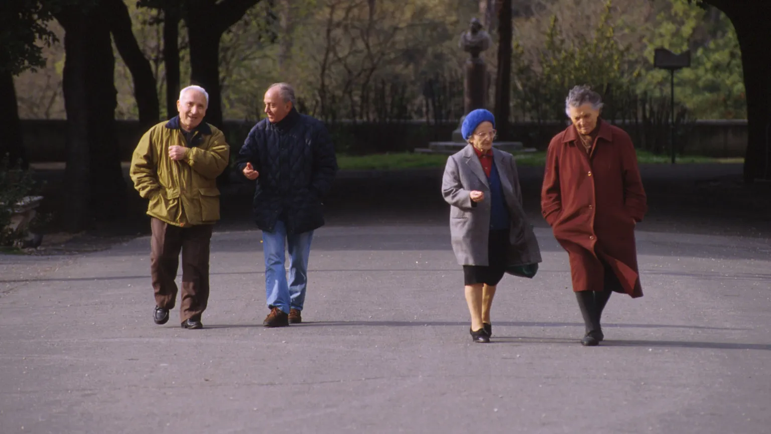 Cos'è l'"ageismo" e che effetti ha sugli anziani nella società