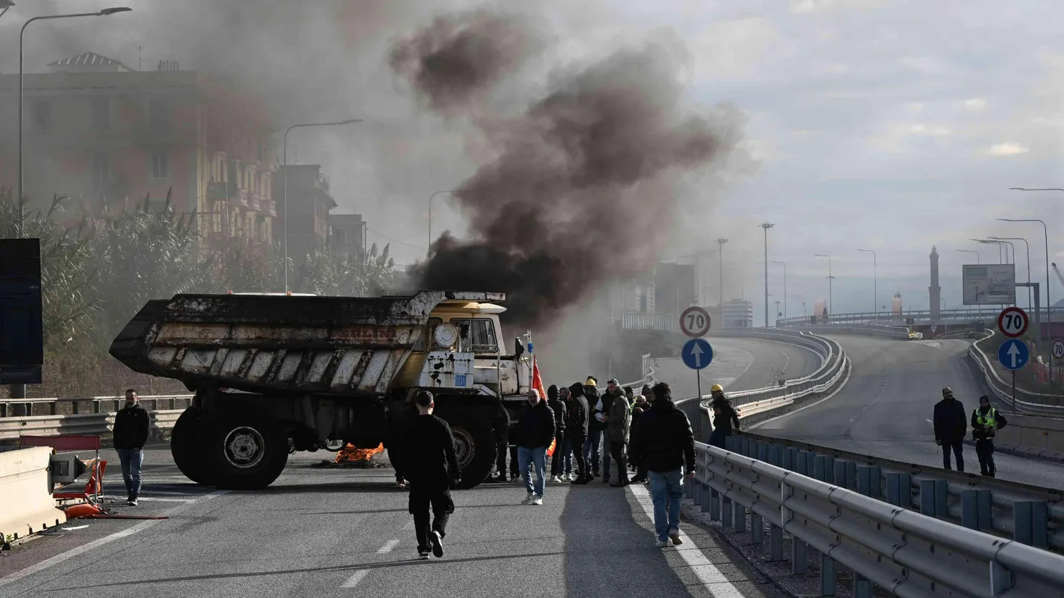 Ex Ilva, sciopero e occupazione a Genova