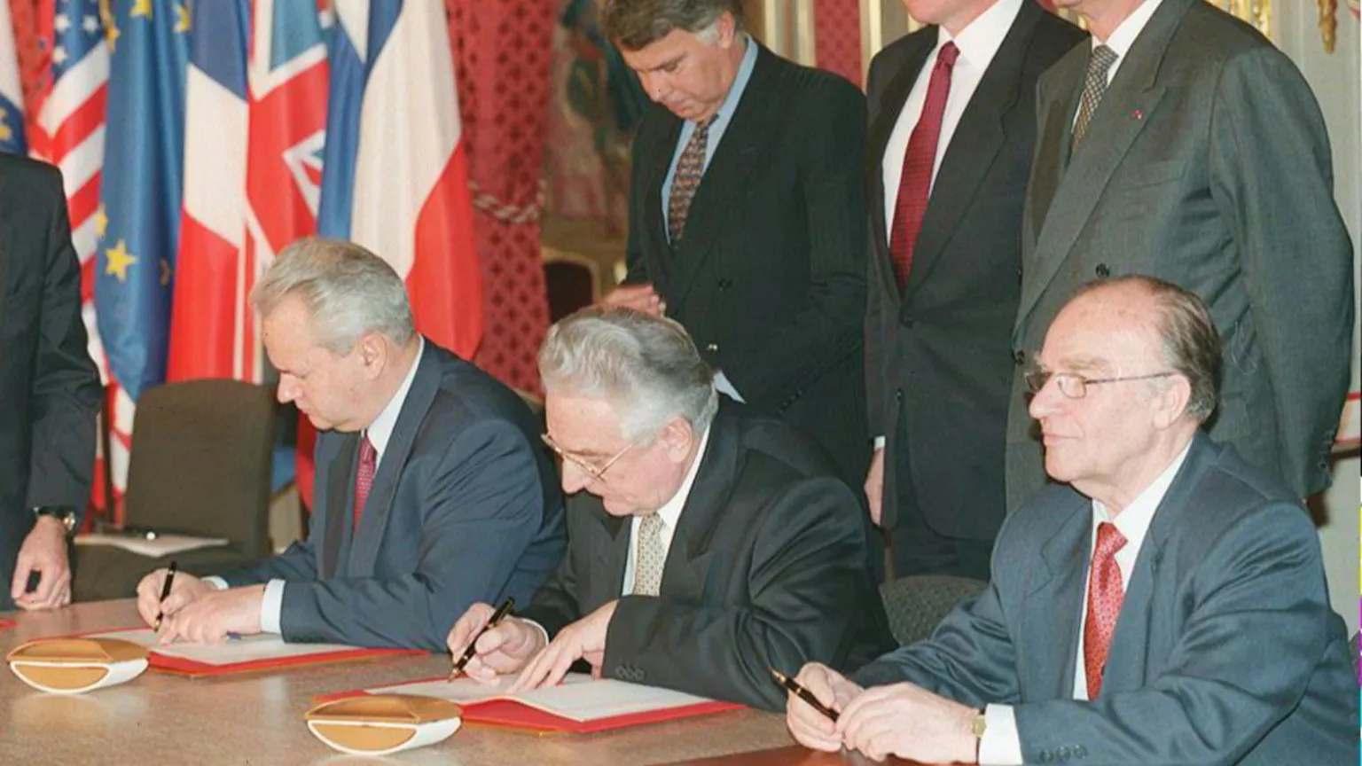 Bosnia, la pace di Dayton compie 30 anni. Ma sembra più vecchia
