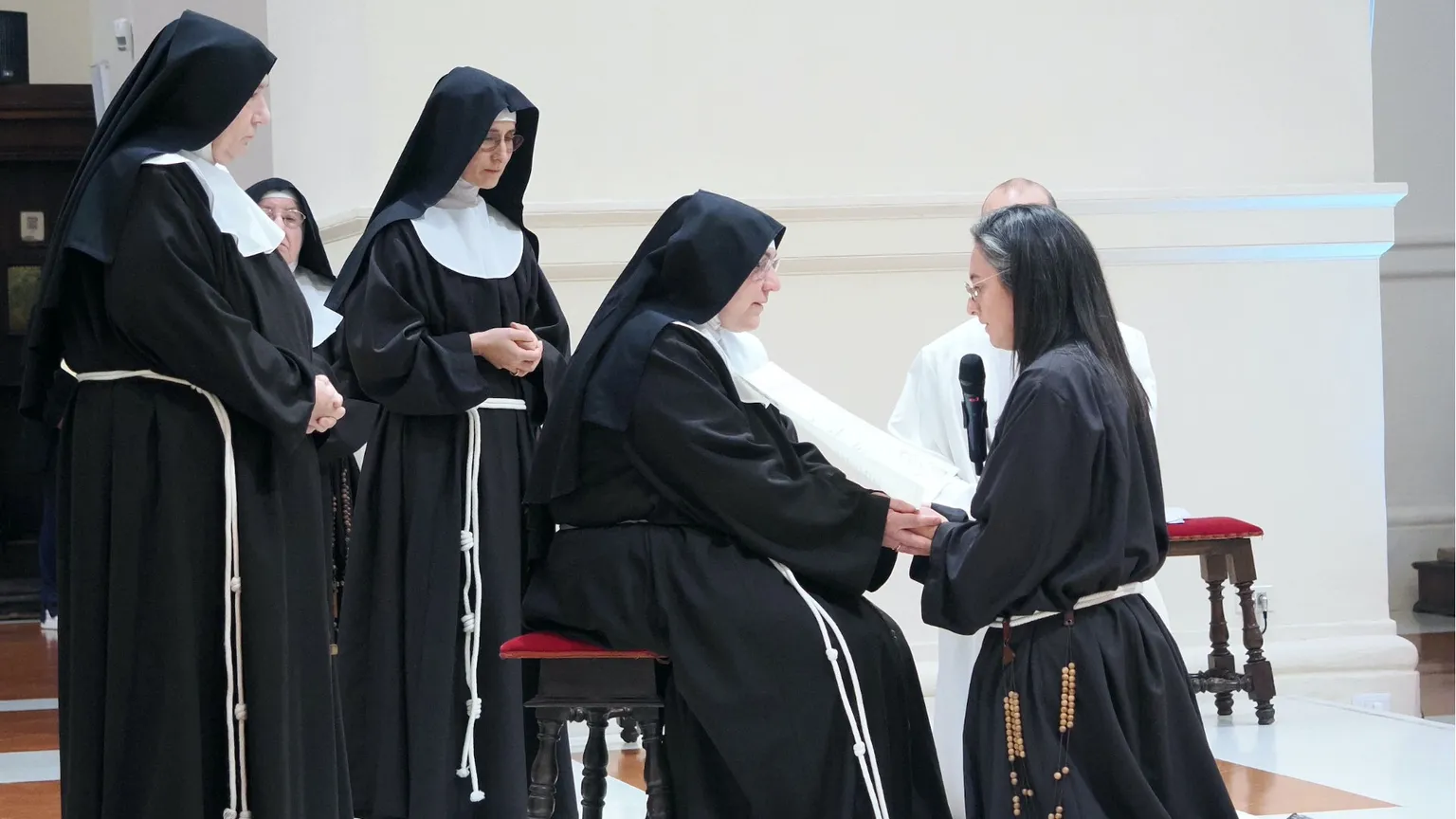 Ieri ingegnera edile, oggi clarissa. La storia di suor Marzia Francesca