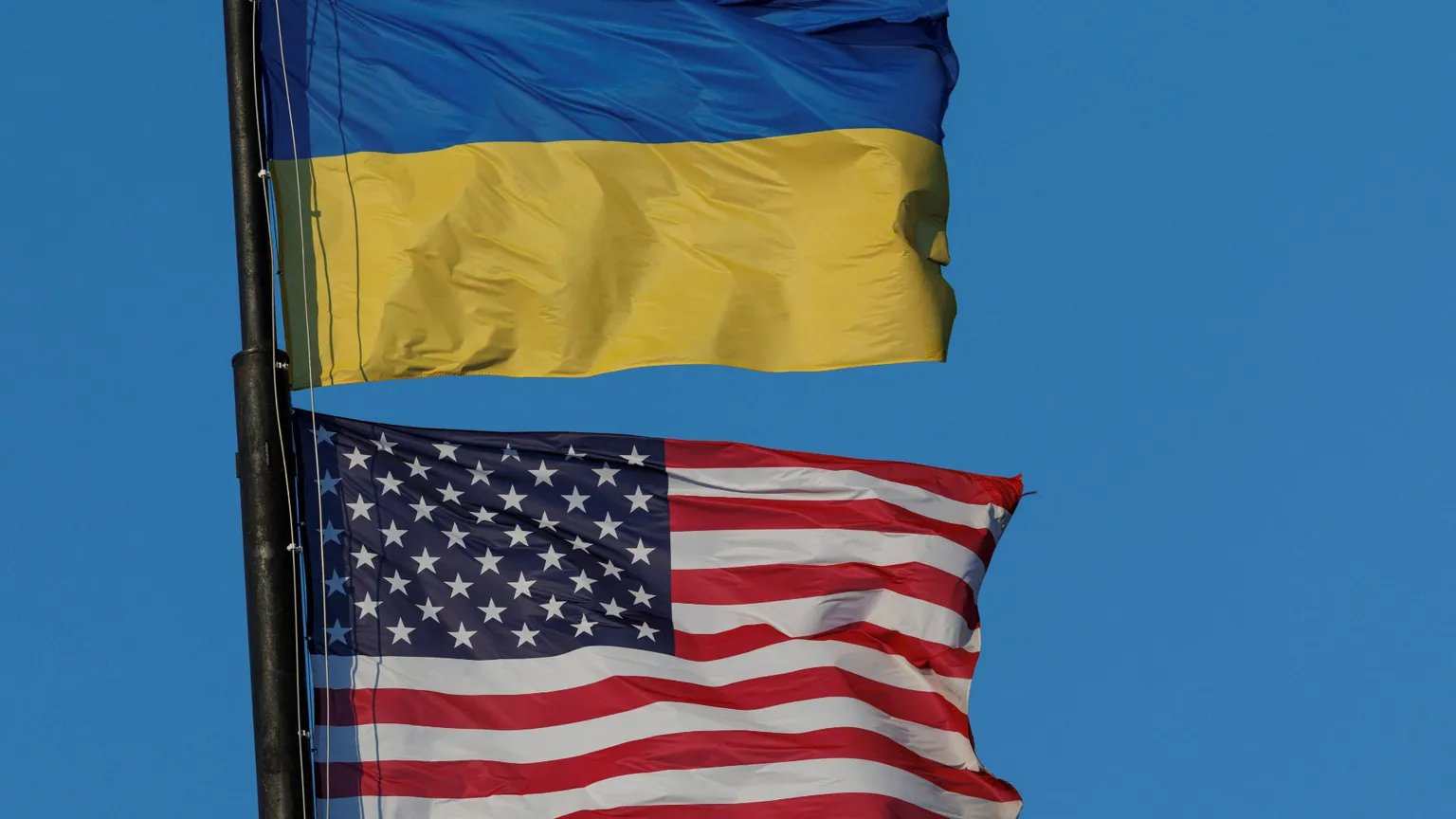 Il "Piano Trump" per l'Ucraina celebra la forza. E il diritto?