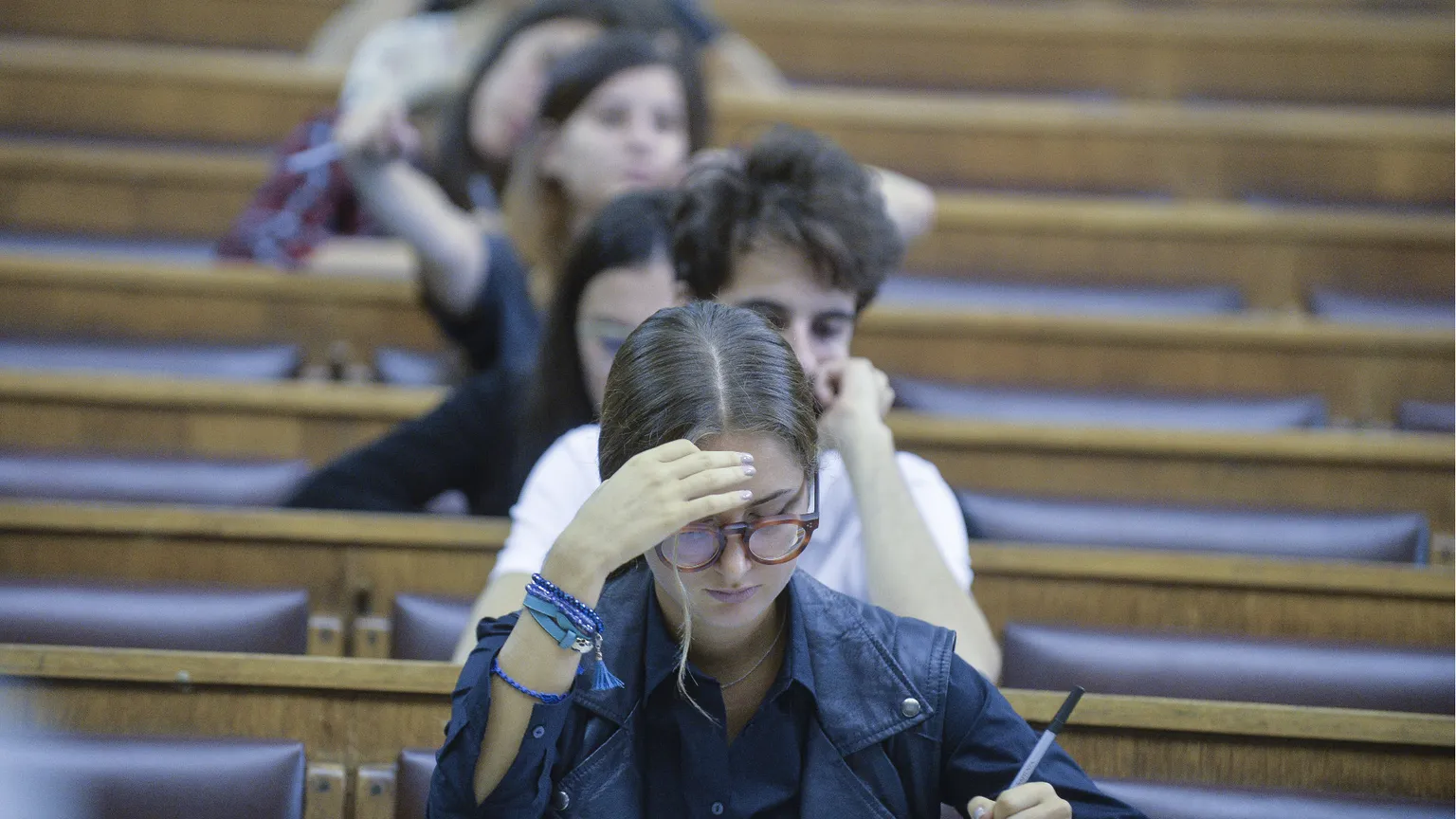 Il semestre filtro di Medicina, il boom di bocciati e il “limbo” degli studenti