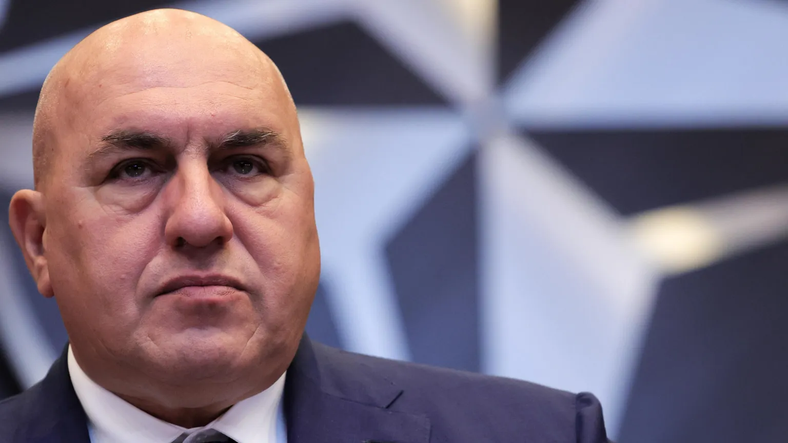 Crosetto: «La Nato si trasformi per garantire la pace»