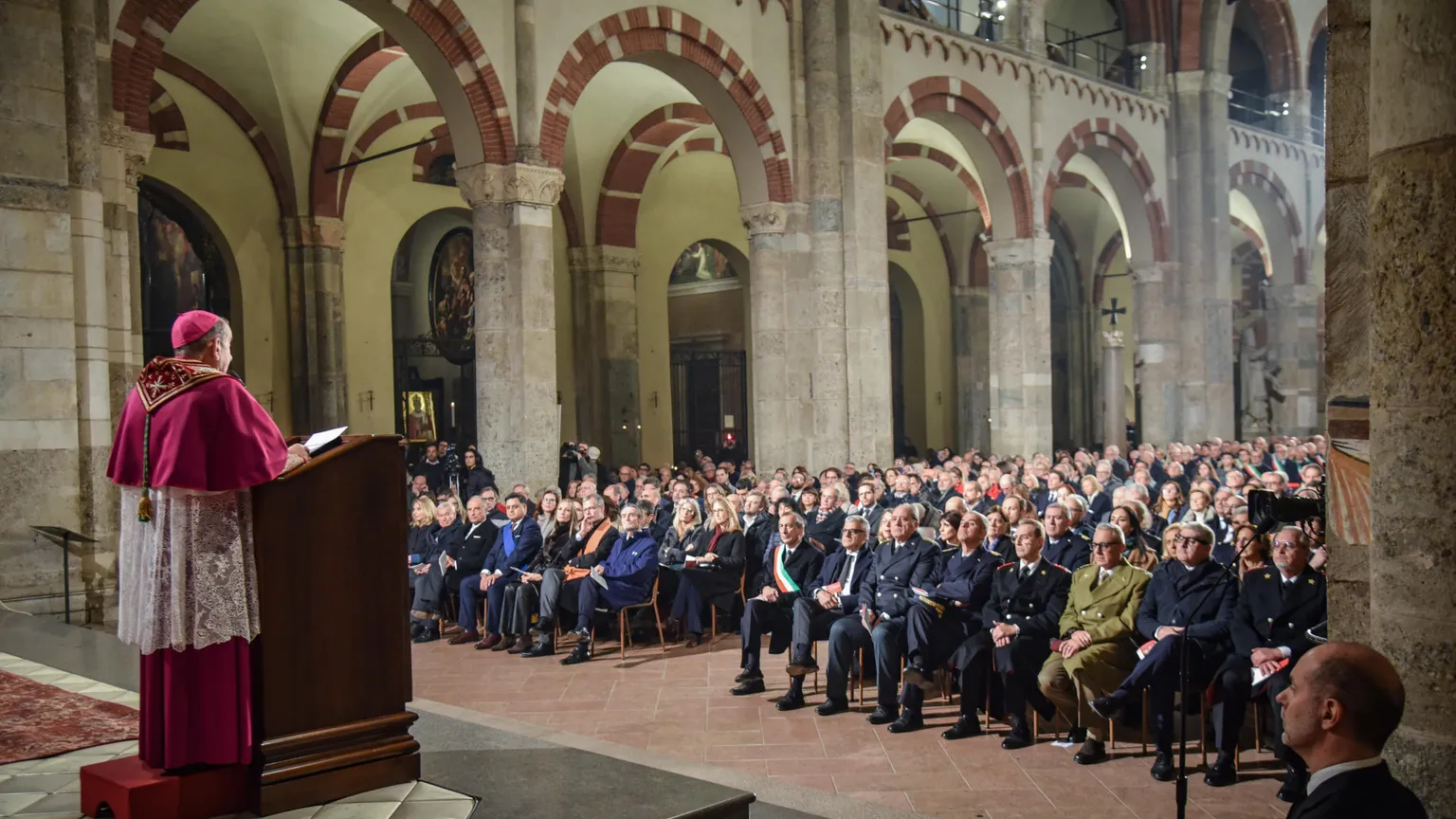 Una casa che “crolla”? Delpini e l’esame di coscienza che Milano deve saper fare