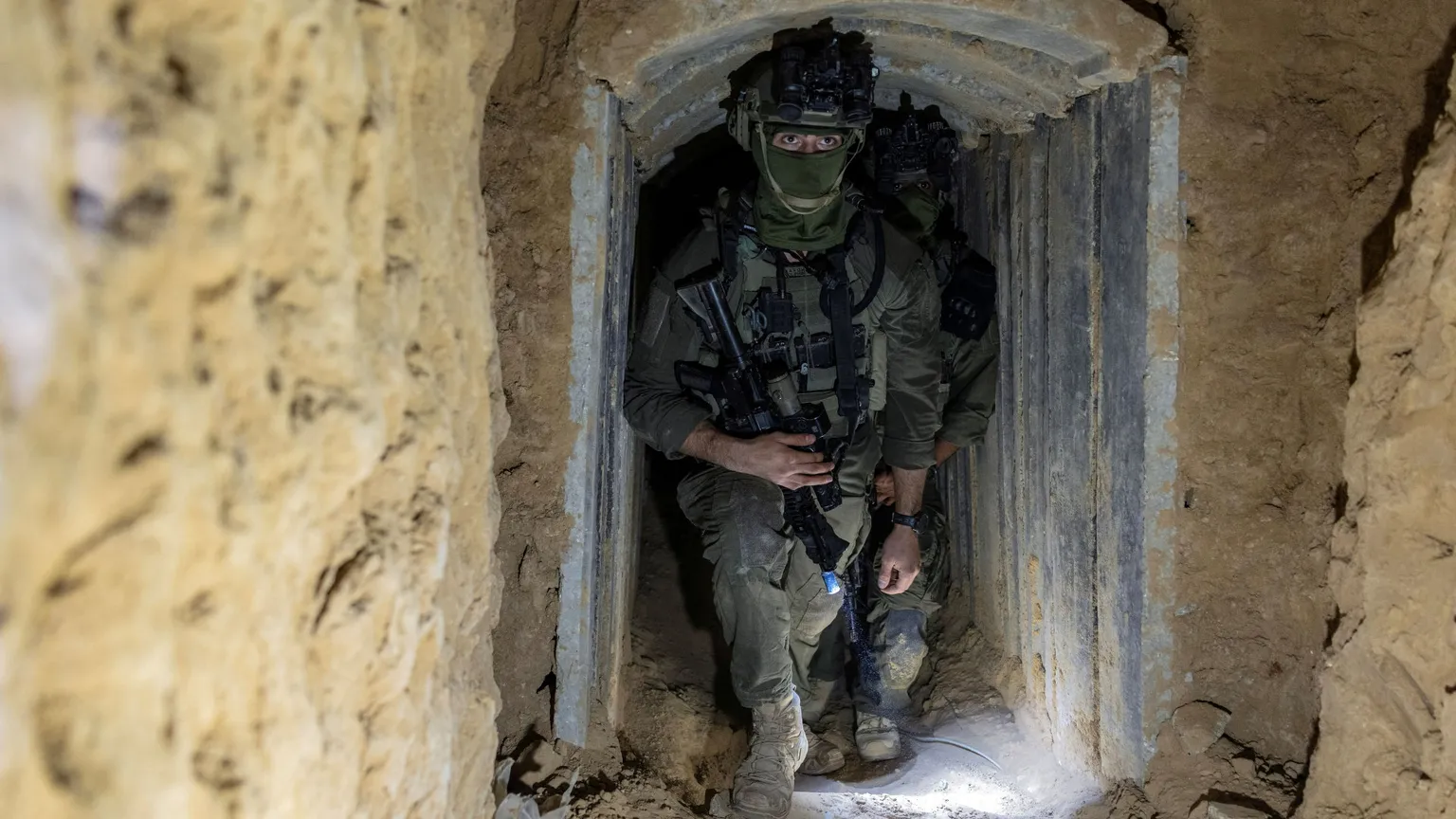 Hamas è stato colpito ma non affondato: ora è al bivio tra politica e lotta armata