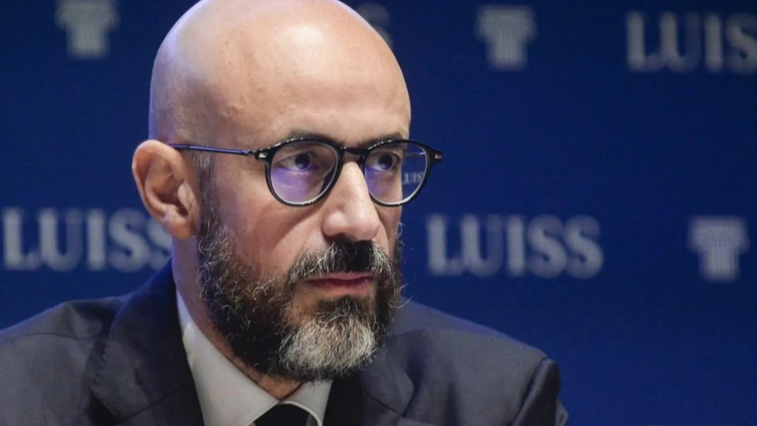 Mosca: 15 anni di carcere per il giudice italiano Aitala. Aveva ordinato l’arresto di Putin