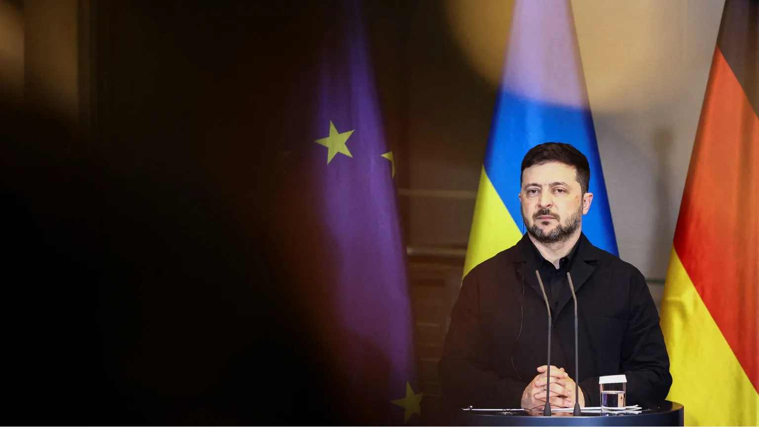 Il presidente ucraino Volodymyr Zelensky a Berlino per i colloqui con la delegazione Usa