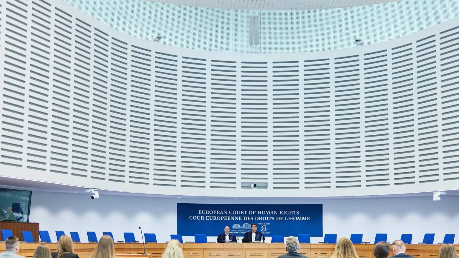 Vita e famiglia, le sentenze europee rispettino gli Stati