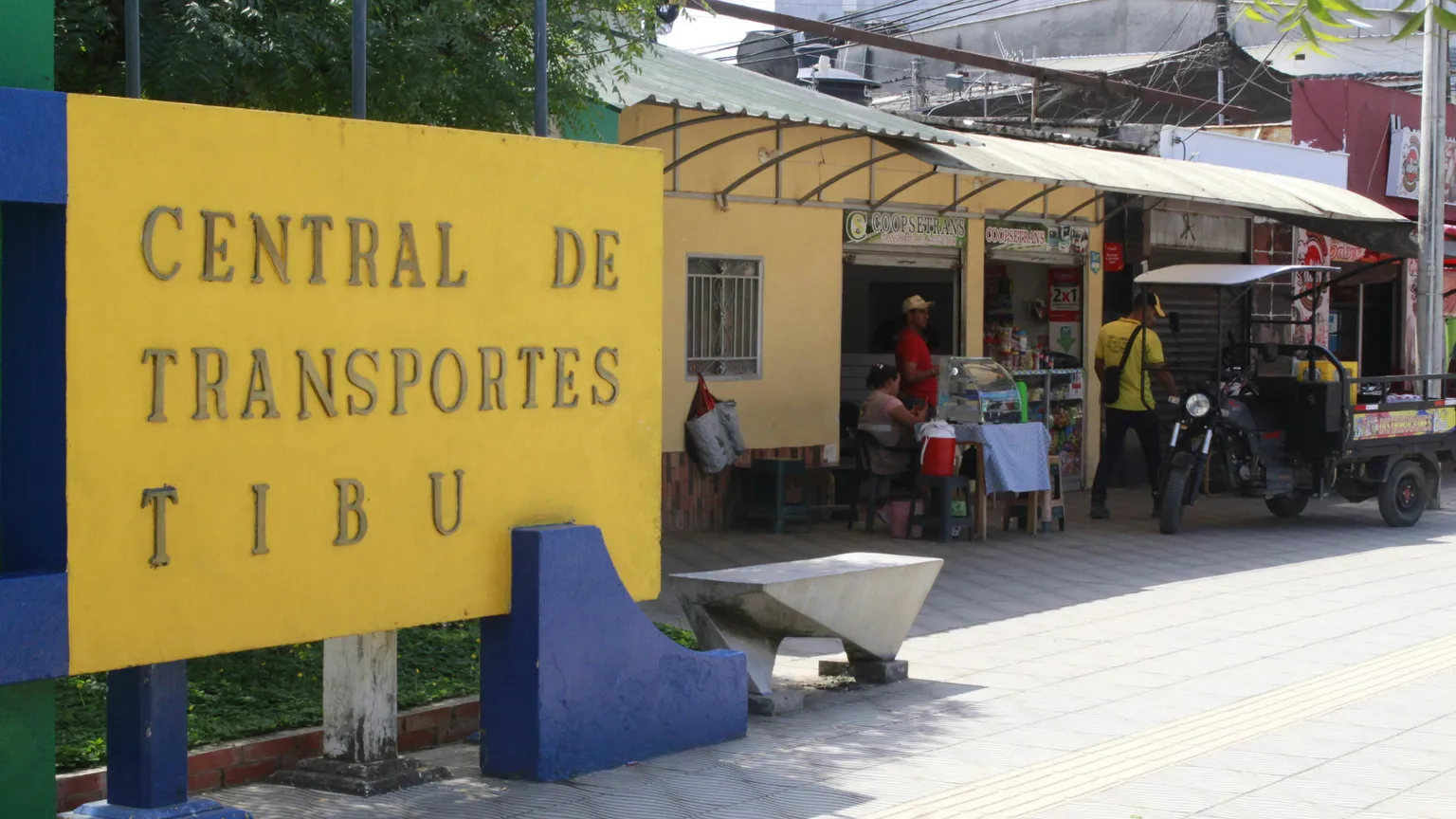Colombia, nella capitale della droga la guerra tra bande fa 87mila sfollati. E c'entra il Venezuela