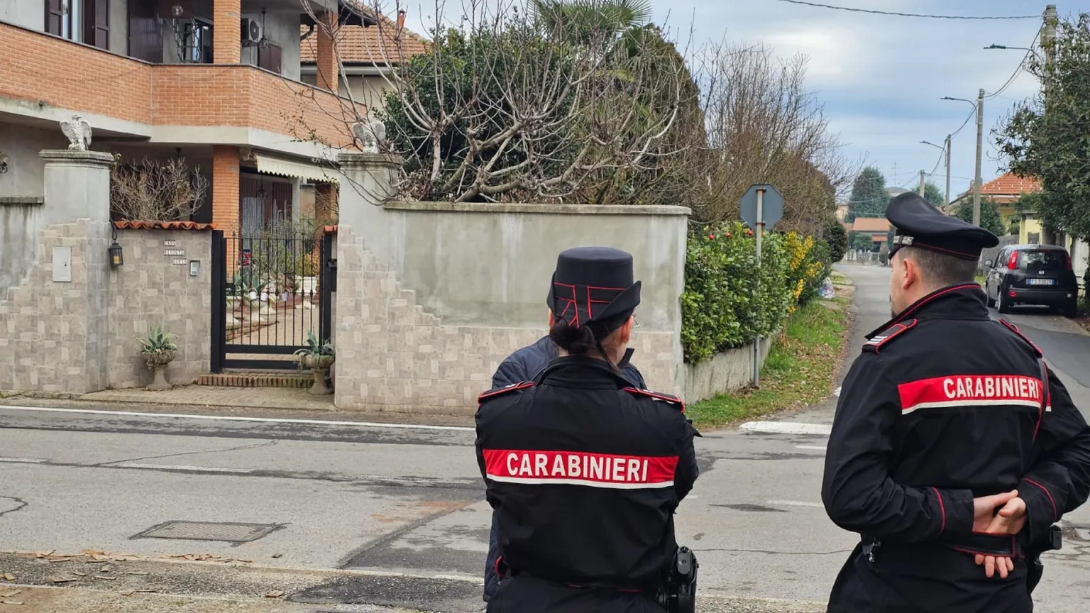 La villa in cui è stato ucciso un rapinatore a Lonate Pozzolo (Varese), 14 gennaio 2026. La vittima aveva 37 anni, si sarebbe introdotto con un complice per rubare in un appartamento ed è stato colpito dal padrone di casa con un coltello / ANSA