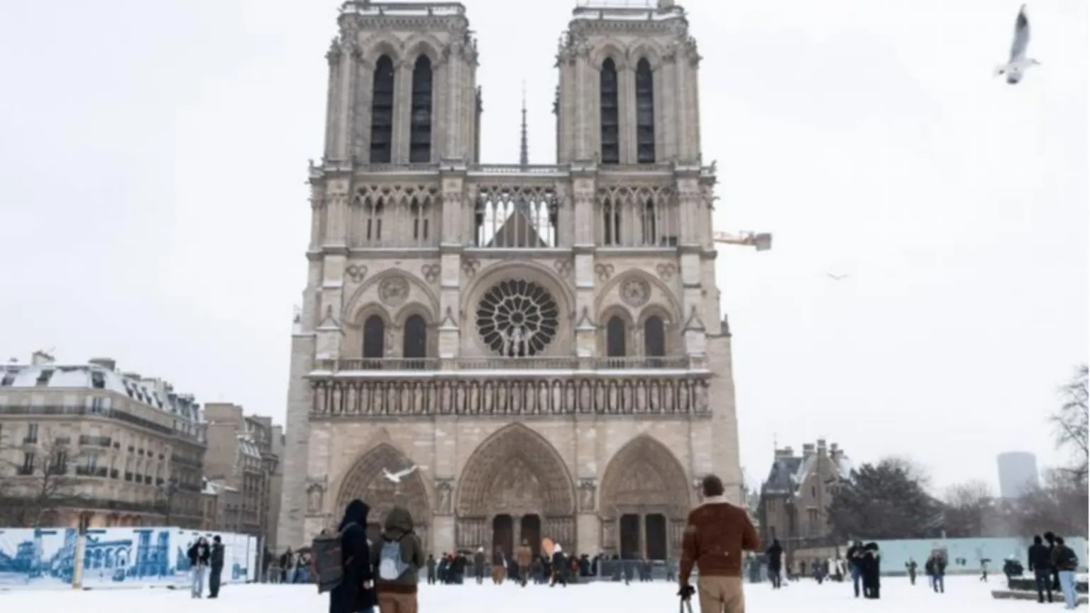 La rinascita di Notre-Dame
ha dato una scossa alla fede in Francia