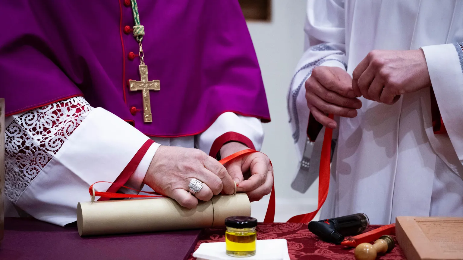 Giubileo, stasera la muratura della Porta Santa di San Pietro