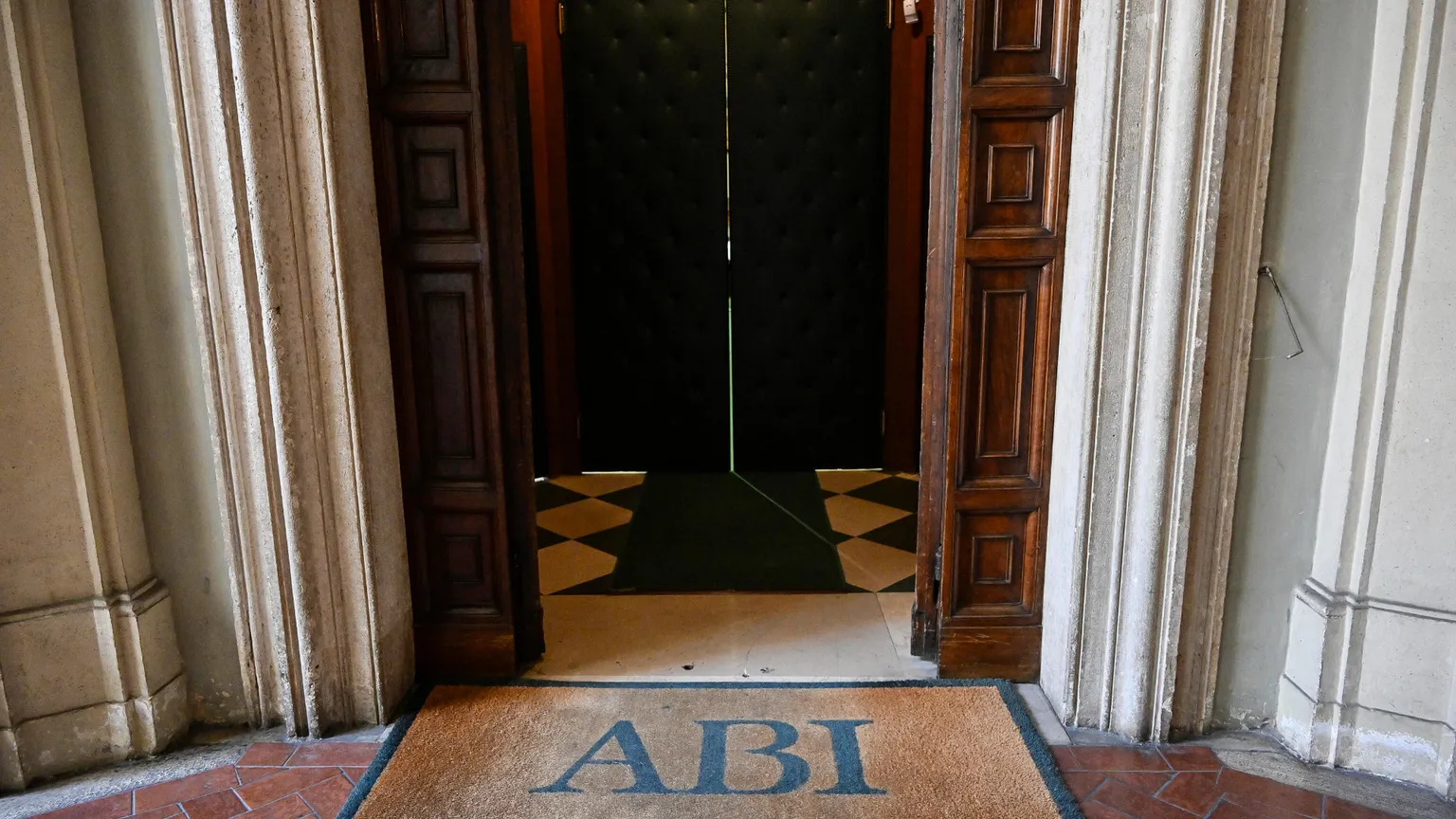 Risalgono i tassi dei mutui, per la casa al 3,37% a dicembre
